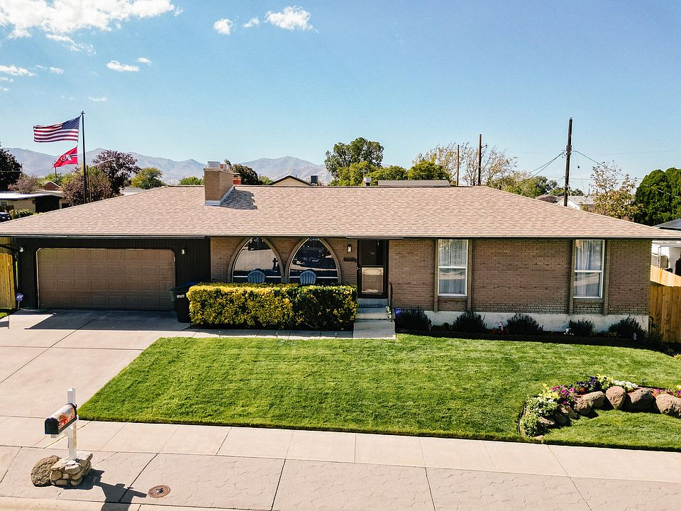 1st image of 4060 S Laredo Way