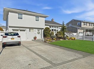 1356 Blue Spruce Lane, Wantagh, NY 11793