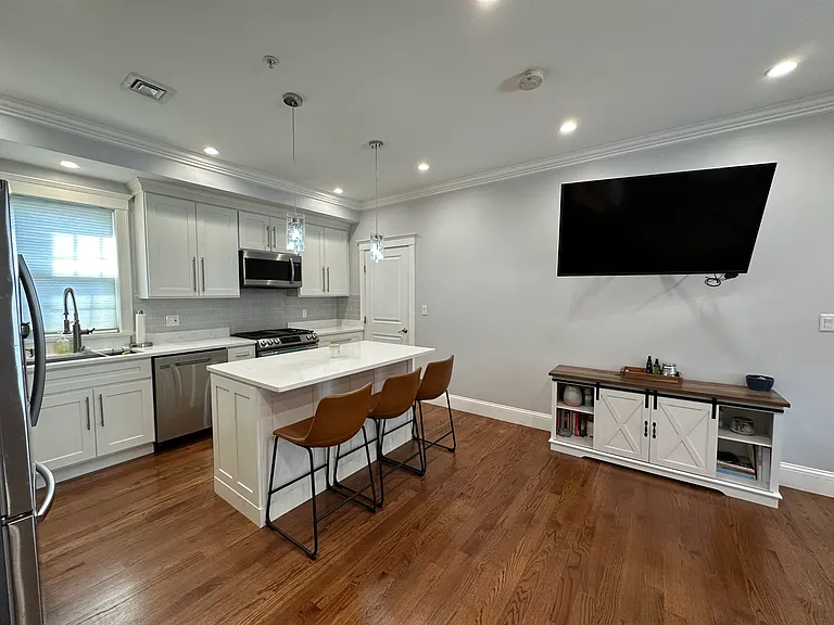 102 Neponset Ave #5 — Photo 6