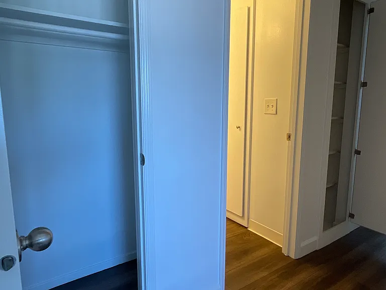 390 S Sunnyvale Ave #6 — Photo 4