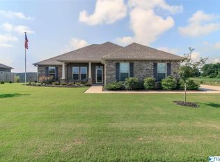 145 Carleighfalls Dr, Meridianville, AL 35759
