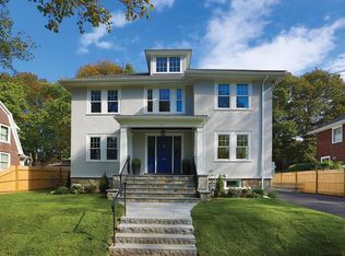 98 Manet Rd #1, Chestnut Hill, MA 02467