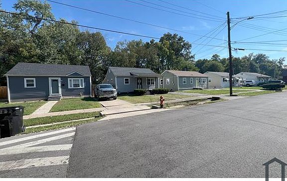 3rd image of 307 N 36th St