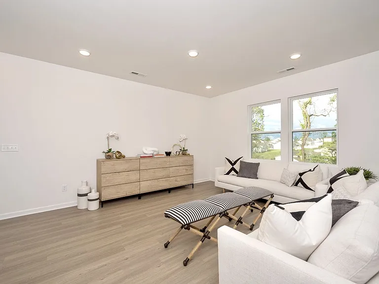 3206 Hearth Hollow Rd — Photo 11