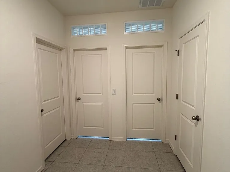 4422 N 100th Dr — Photo 38