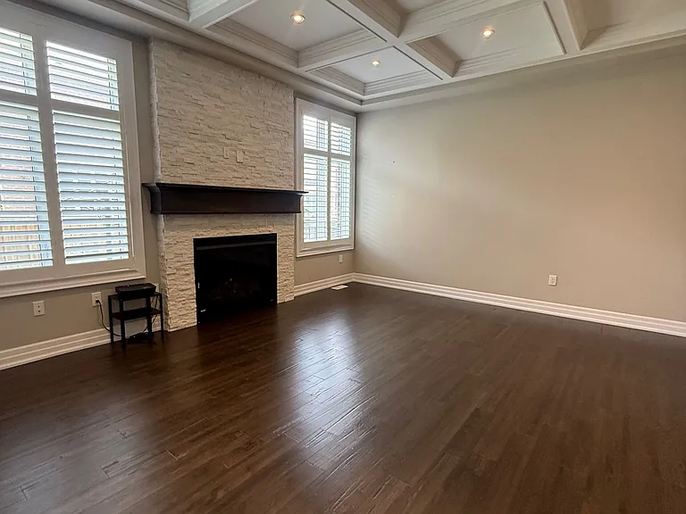 222 N Park Blvd — Photo 10