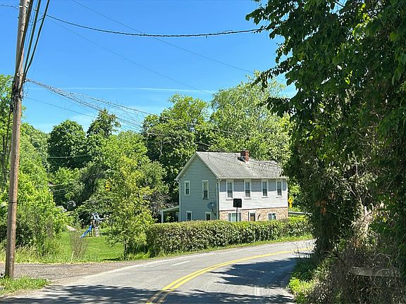 5th image of 69 Stone Church Rd