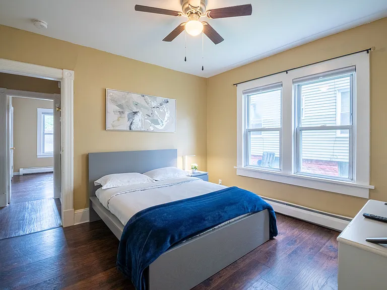 312-314 Franklin St #1 — Photo 11