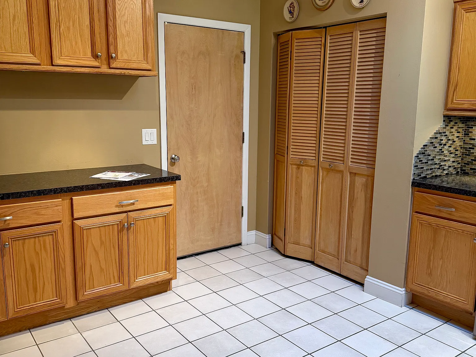 2 bed, 1201 sqft, $2,395 — Photo 4