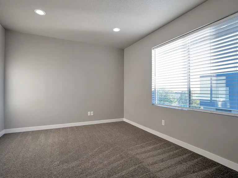 1681 S 225 W — Photo 8