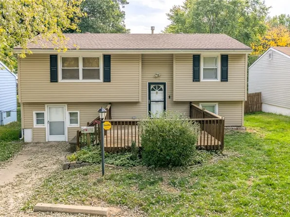 7909 NE 51st St, Kansas City, MO 64119