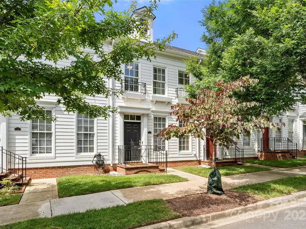 12342 Carrigan Ct, Huntersville, NC 28078