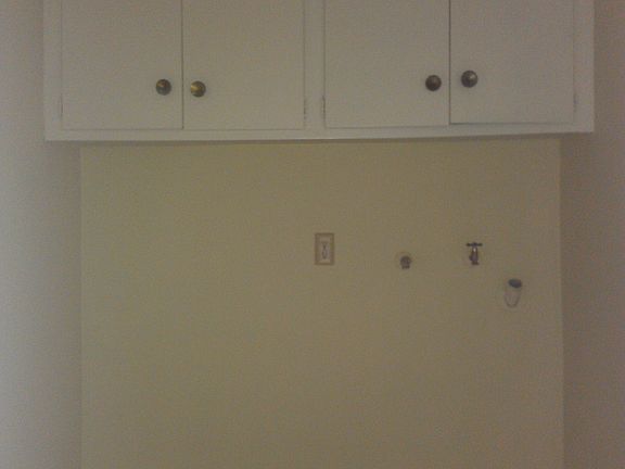 4th image of 4119 W 116th St