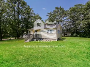 1013 Jones Ave, Seneca, SC 29678