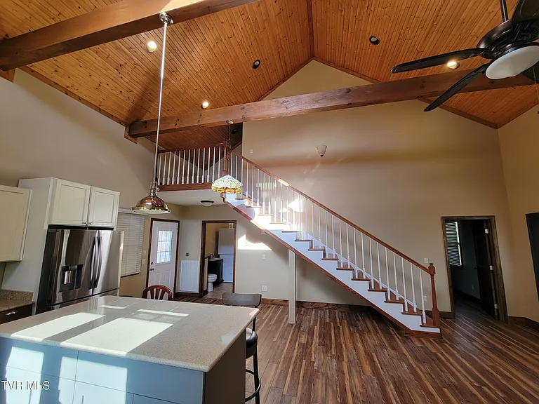 109 Carey Ln — Photo 11