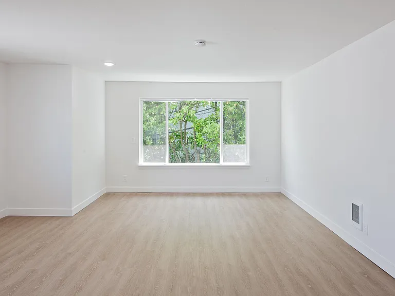 3132 SW Marigold St — Photo 40
