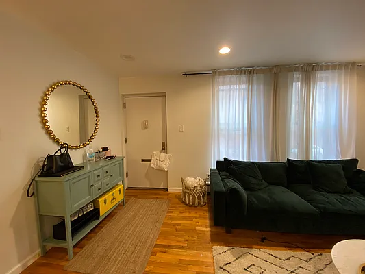 Rented by Realty Collective | media 13
