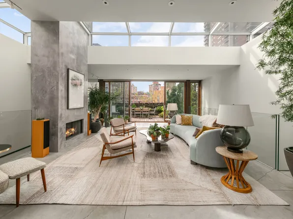321 Greenwich Street PH image 1 of 16
