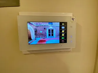 Rented by LRGNY Group, Inc.