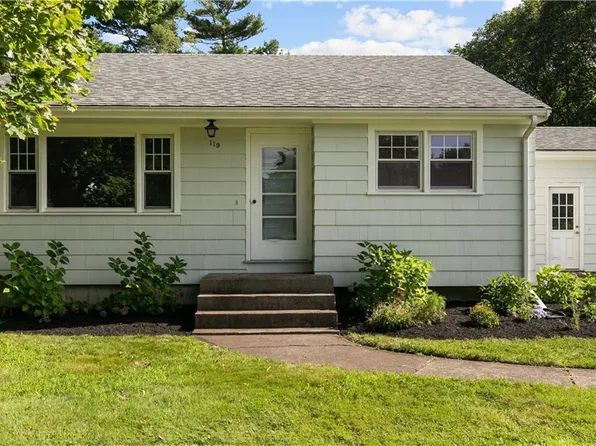 119 Sherwood Dr, Portsmouth, RI 02871