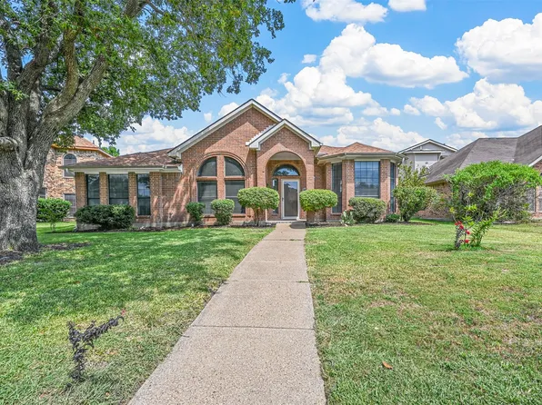 2004 Homestead Dr, Mesquite, TX 75181