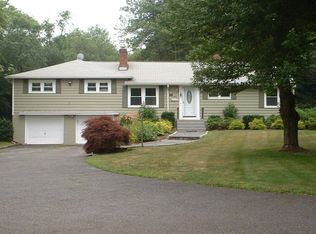 11 Eden Rd, Wayland, MA 01778