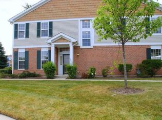 1199 Georgetown Way #35-4, Vernon Hills, IL 60061