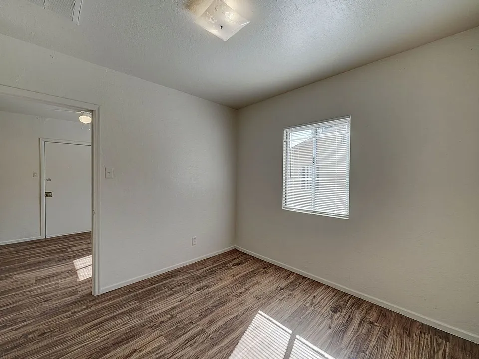 9316 E Balsam Ave #14