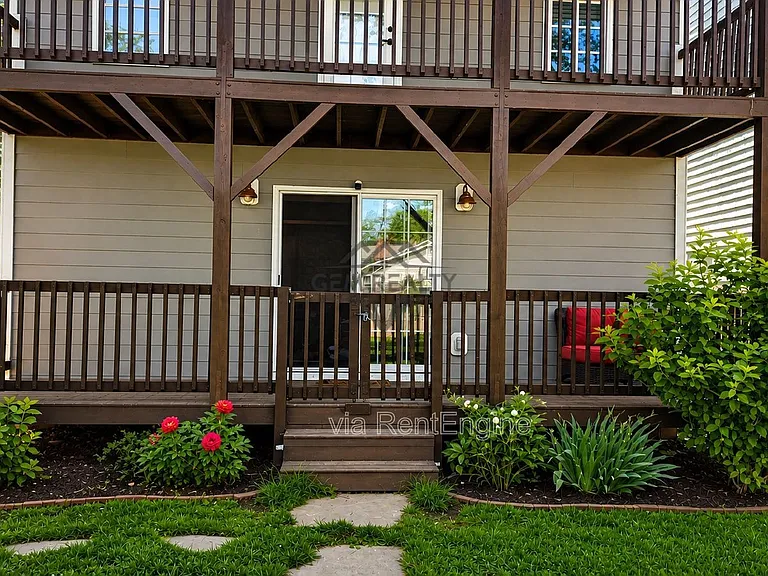 209 Prince Edward St — Photo 23