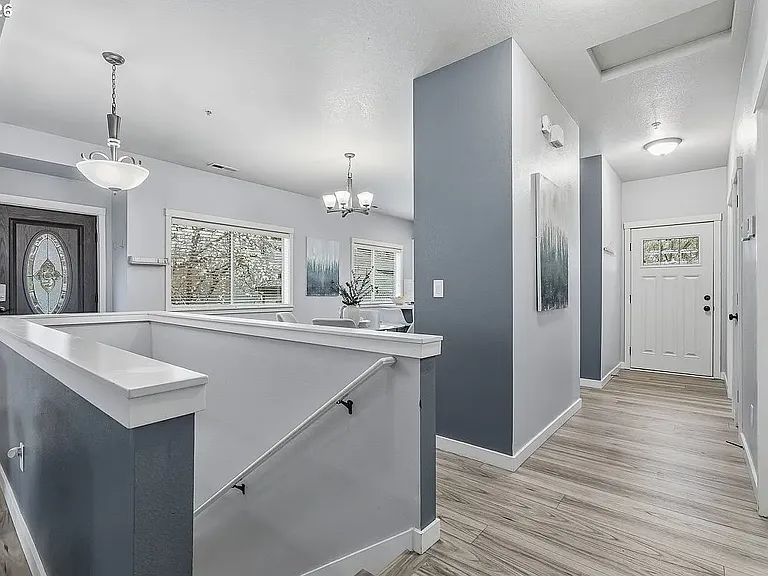 7704 SW Cresmoor Dr — Photo 19