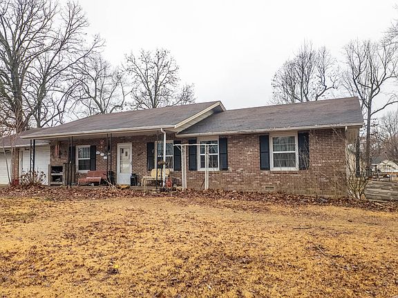 3rd image of 1820 Wayhaven Drive