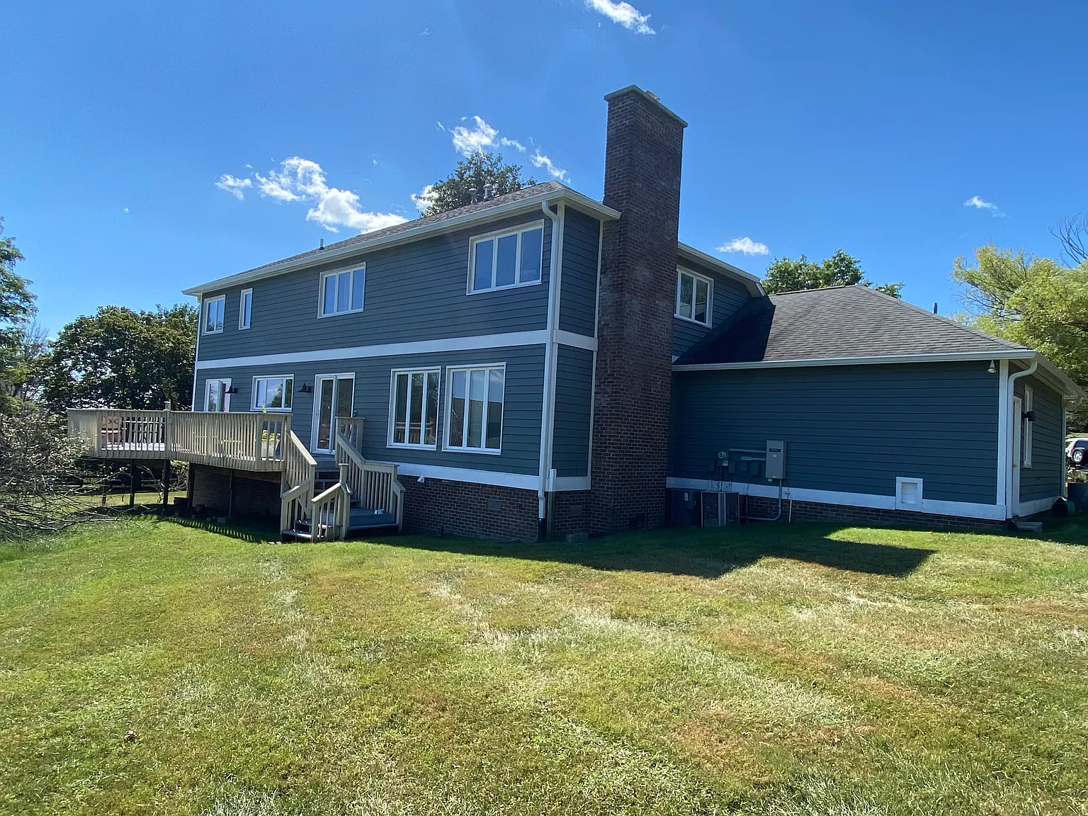 4 bed, 2833 sqft, $3,000 — Photo 4