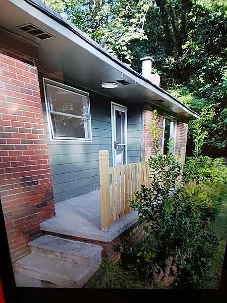 1st image of 4076 Fairmont St