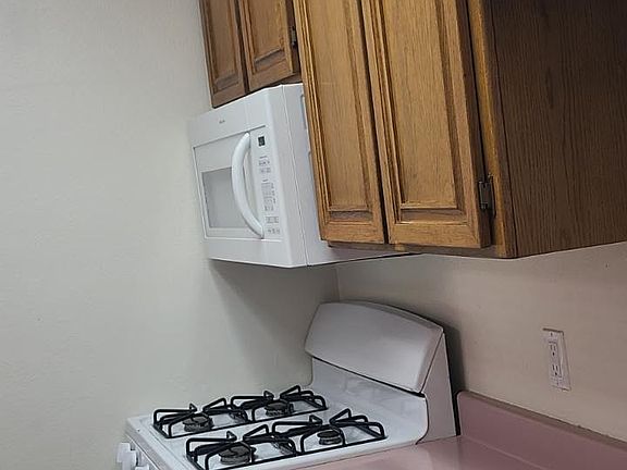 4th image of 5038 Laurel Canyon Blvd Unit 30