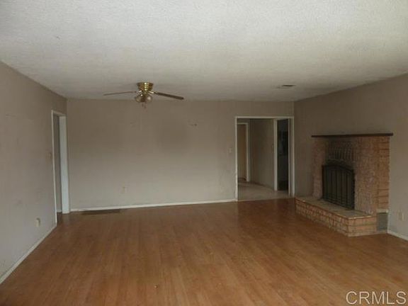 5th image of 1366 Far Valley Rd