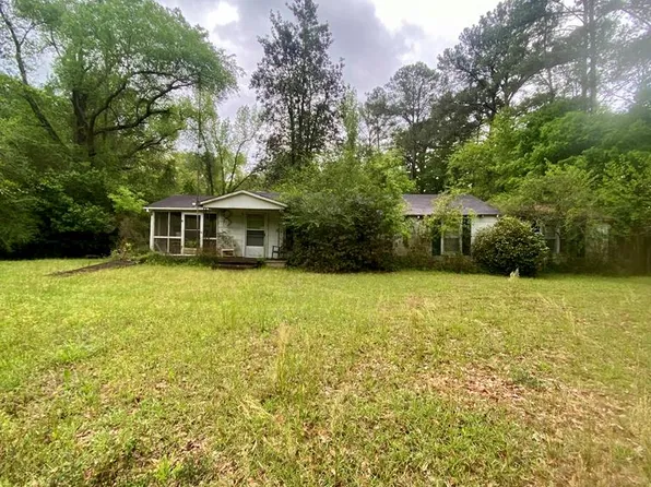 1336 Skipperville Rd, Ozark, AL 36360