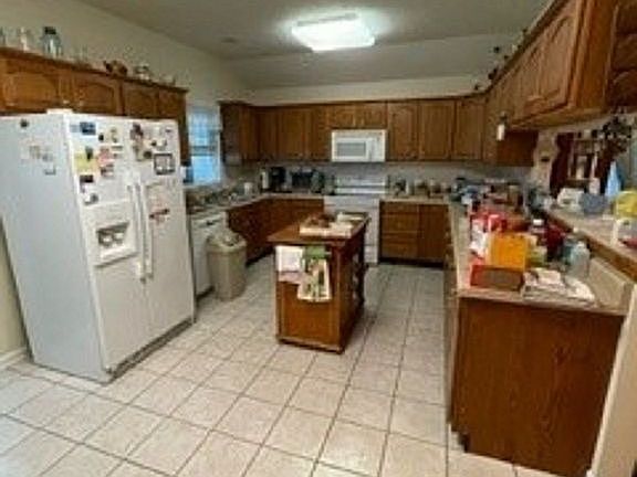 4th image of 609 Willowcrest Pl