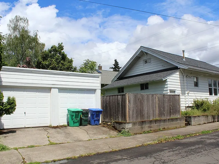 2257 SE 43rd Ave — Photo 29