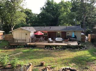 1005 Greenbriar Cir, Decatur, GA 30033