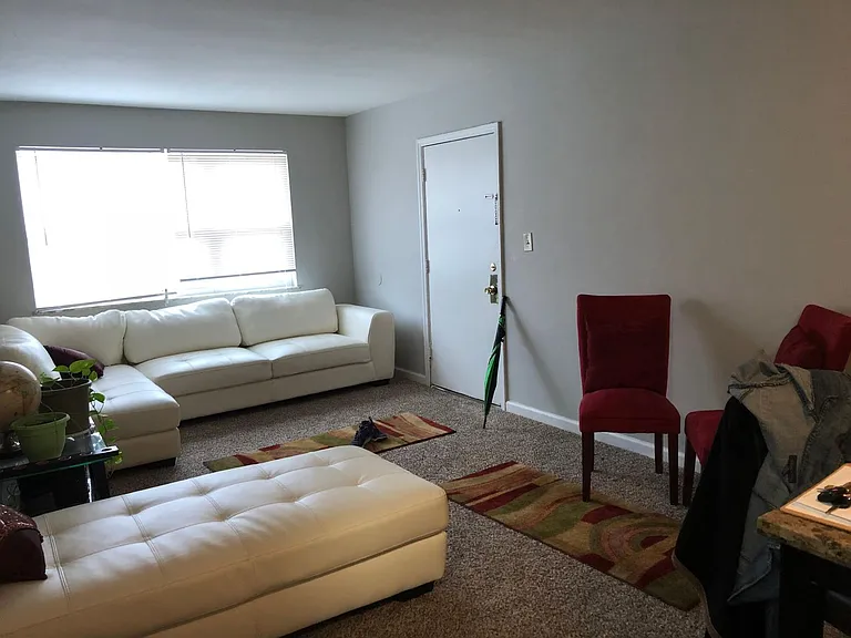 6503 Hasler Ln — Photo 3
