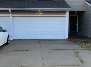 3622 SW Skyline Pkwy, Topeka, KS 66614