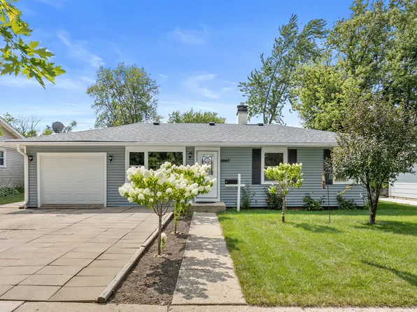 6640 Peach Tree St, Hanover Park, IL 60133