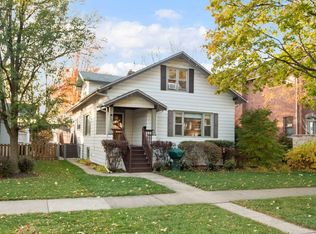 320 S Knight Ave, Park Ridge, IL 60068