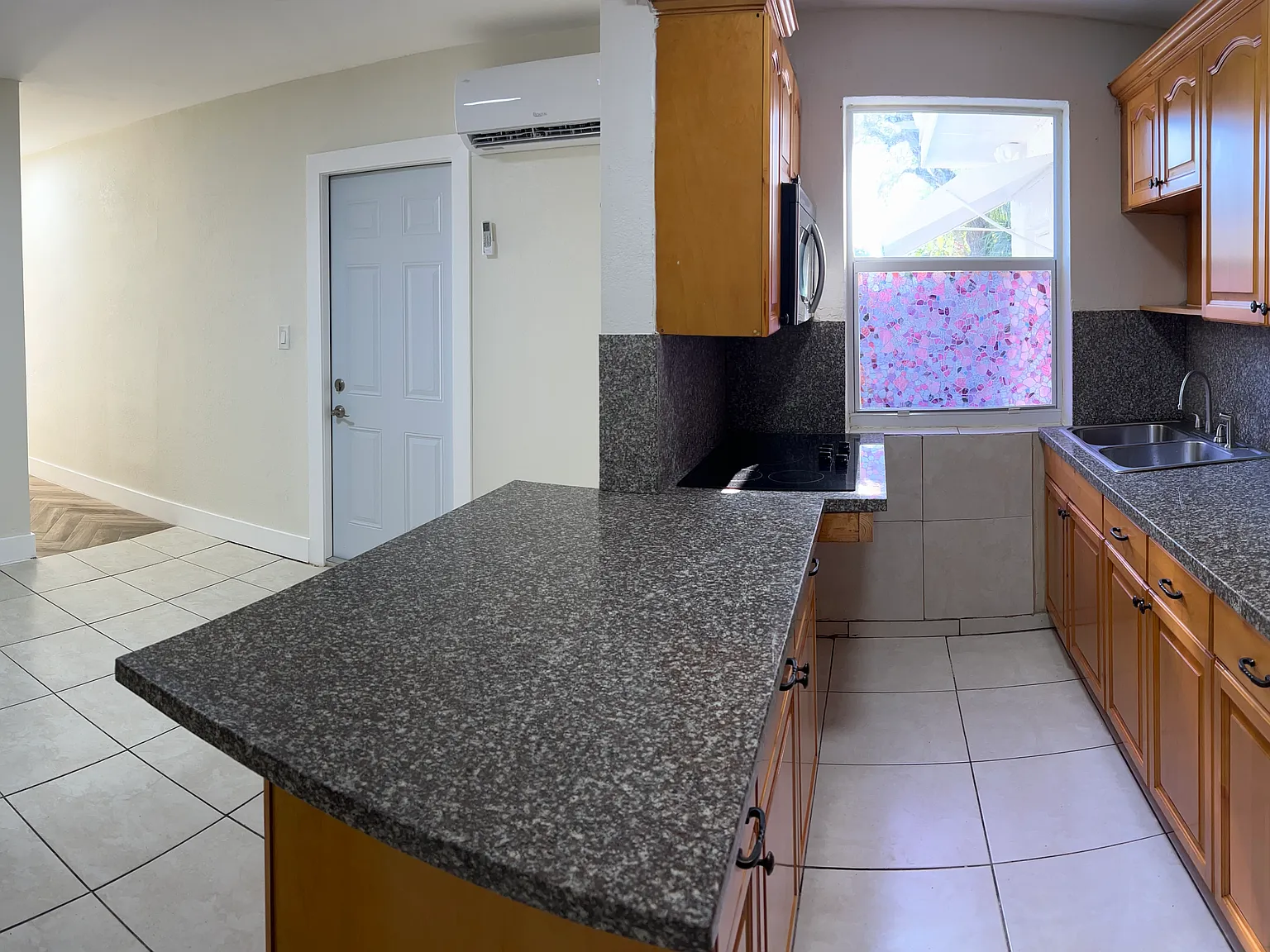 560 NW 58th Ct — Photo 3