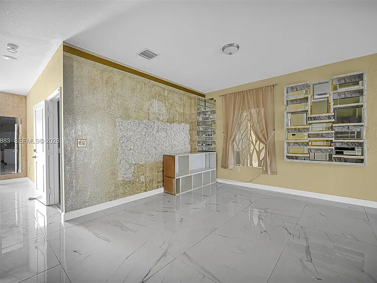 1130 SW 6th Ct — Photo 49