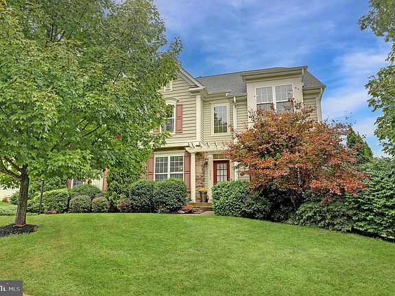 2nd image of 4094 Cray Dr