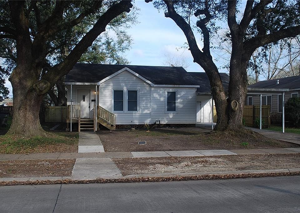 1st image of 3625 Ernest St