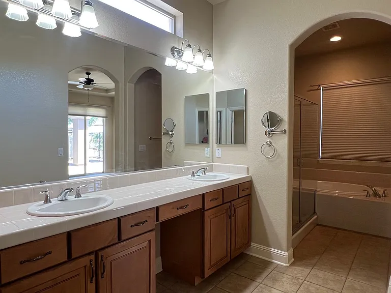 1256 Jorgenson Dr — Photo 16