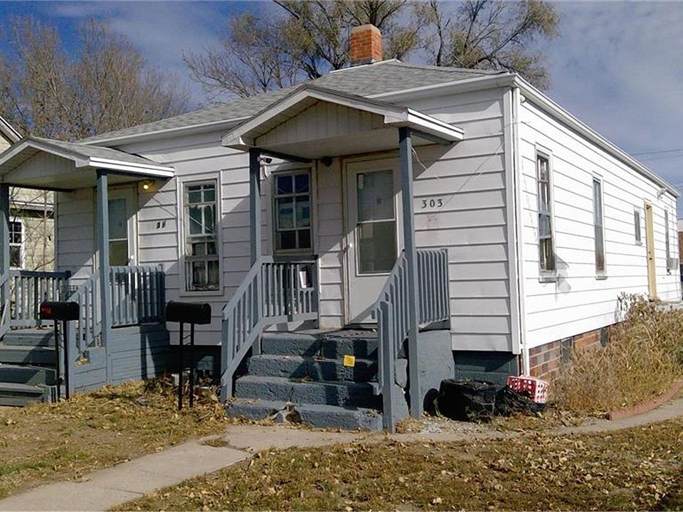 2nd image of 303 E 7th St