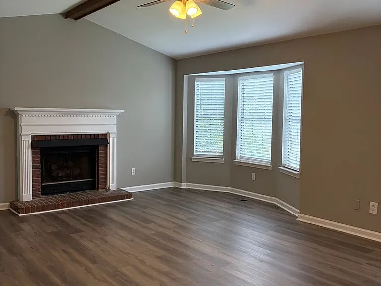 6877 Briarwood Dr — Photo 11